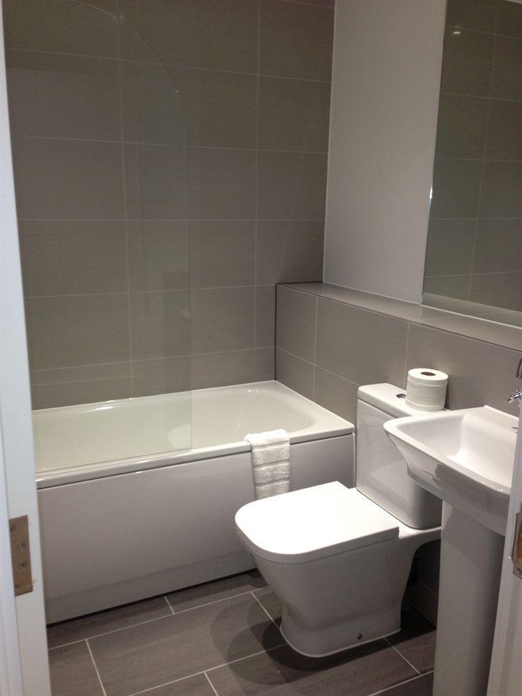 Max Serviced Apartments Commercial Road Londyn Zewnętrze zdjęcie